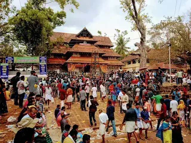 Thrissur and Guruvayur Temple Tour